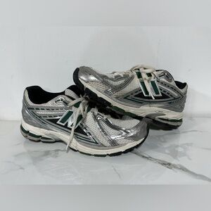 New Balance 1906R 'Silver Metallic/ Green'